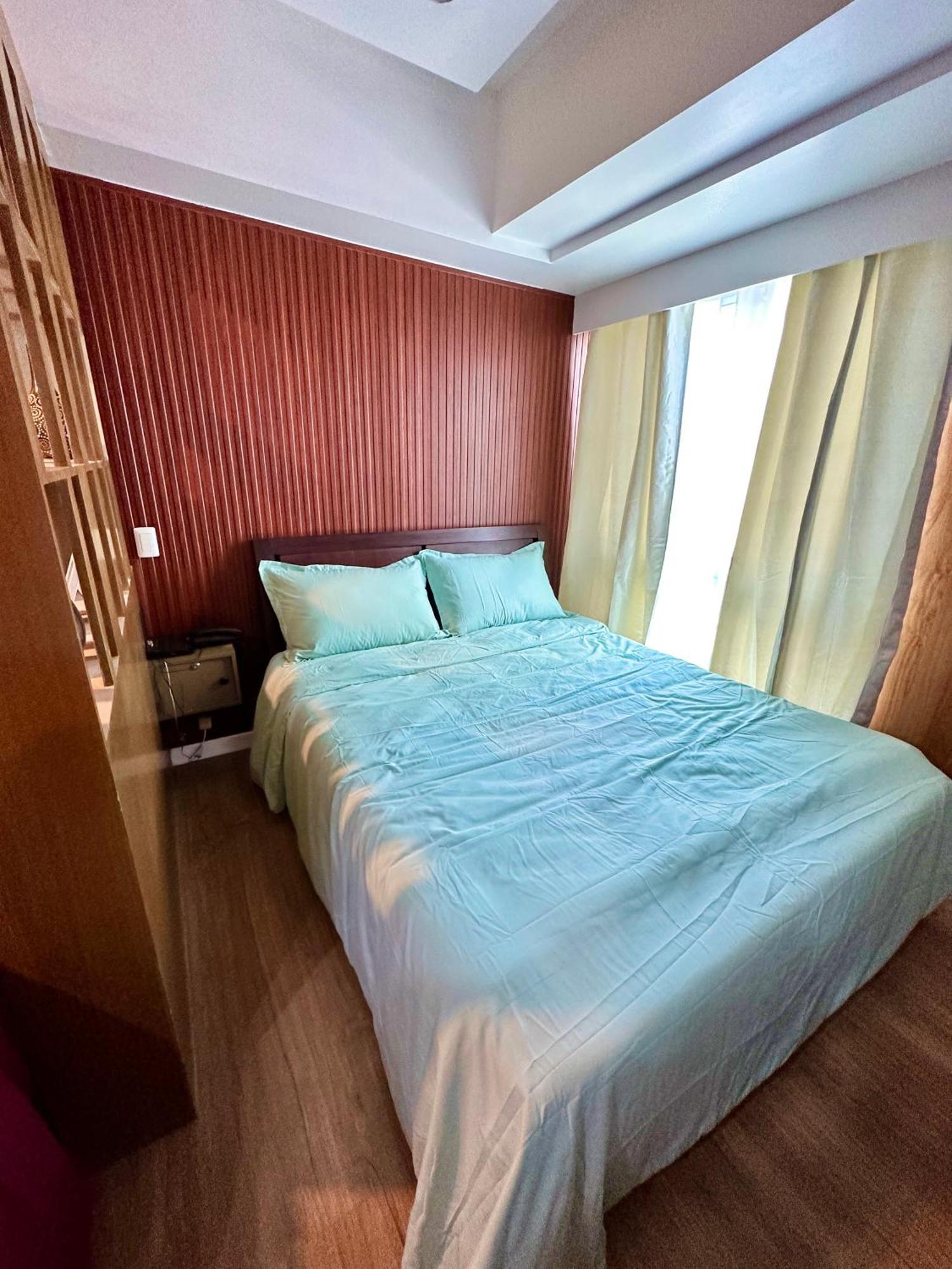 Feels Like Home Condos Abreeza Place Tower 1 & 2 Davao ภายนอก รูปภาพ